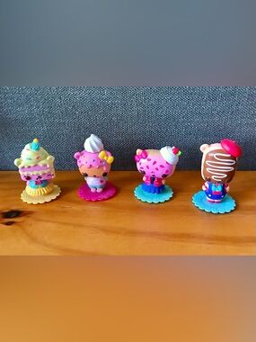 Lot 4 NumNoms Mystery Makeups Lotions Spray Perfumes Cute Kawaii Dolls Kids Play